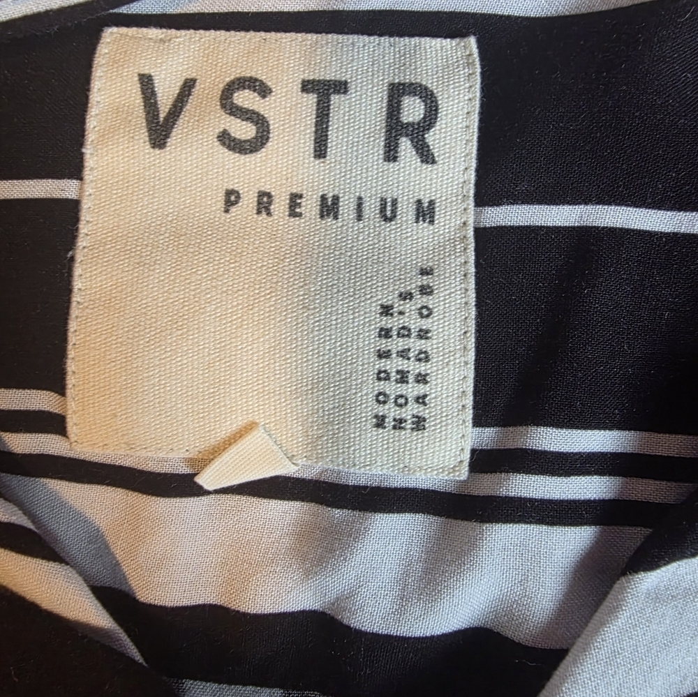 Men's Black and White Striped Men's Shirt Size L - Picture 4 of 4